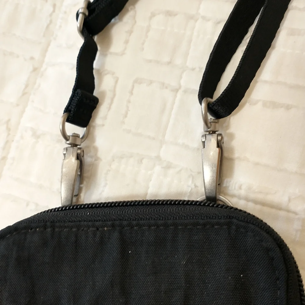 Baggallini Black Take Two Bryant Crossbody with Adjustable Strap, RFID-protected